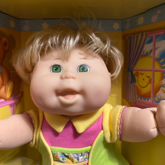 Cabbage Patch Kids Babble Fun Brand New. - Picture 8 of 8